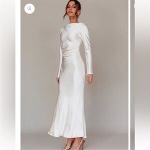 Elegant White Long-Sleeve Satin Maxi Dress
